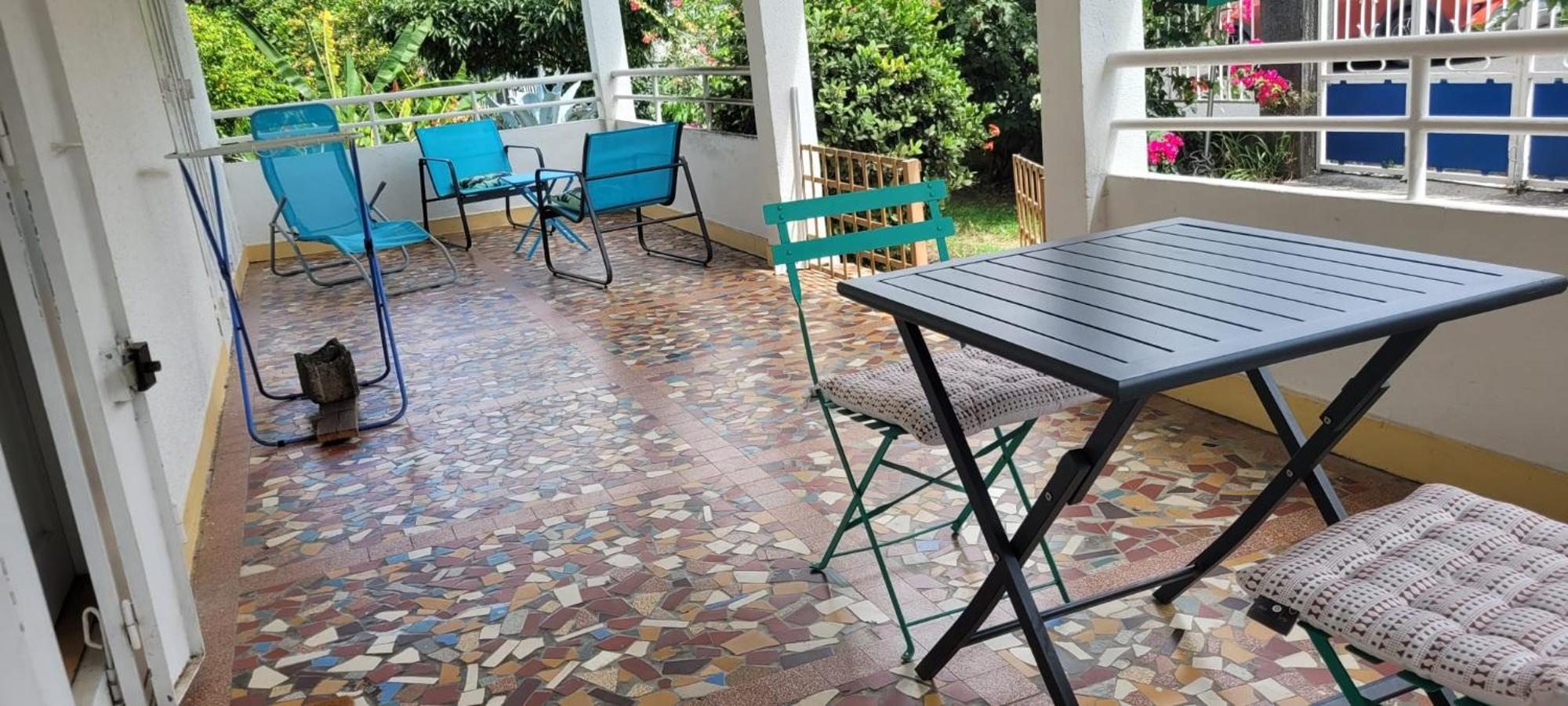 Logement Acces Piscine บาส-แตร์ ภายนอก รูปภาพ